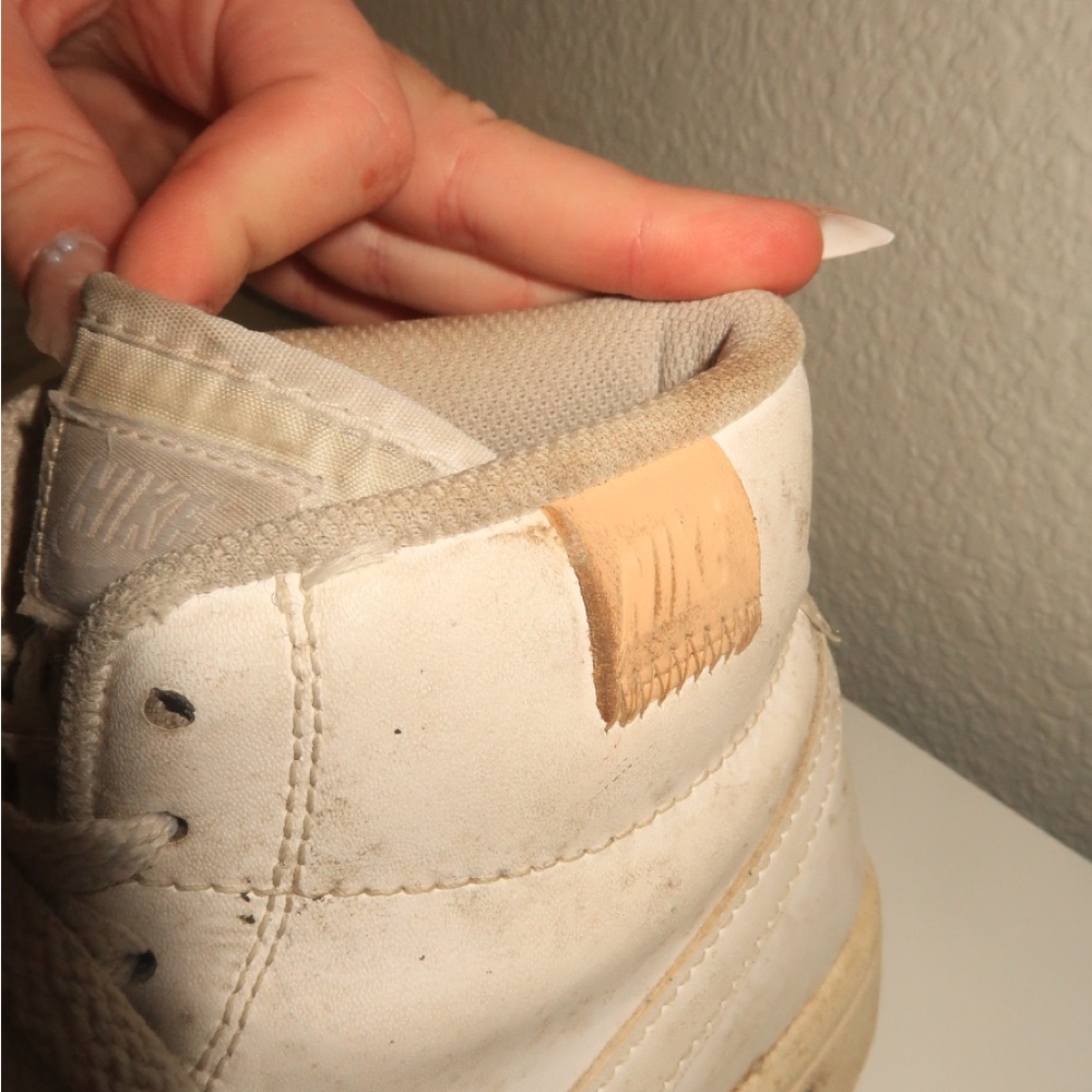 Retro Nike High Tops - Picture 5 of 10
